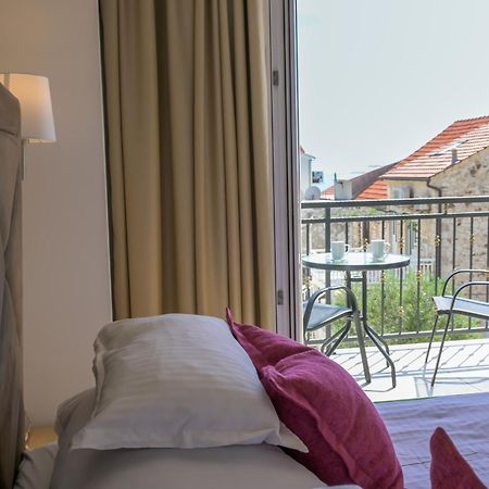 Hotel Fortuna ميلنا المظهر الخارجي الصورة
