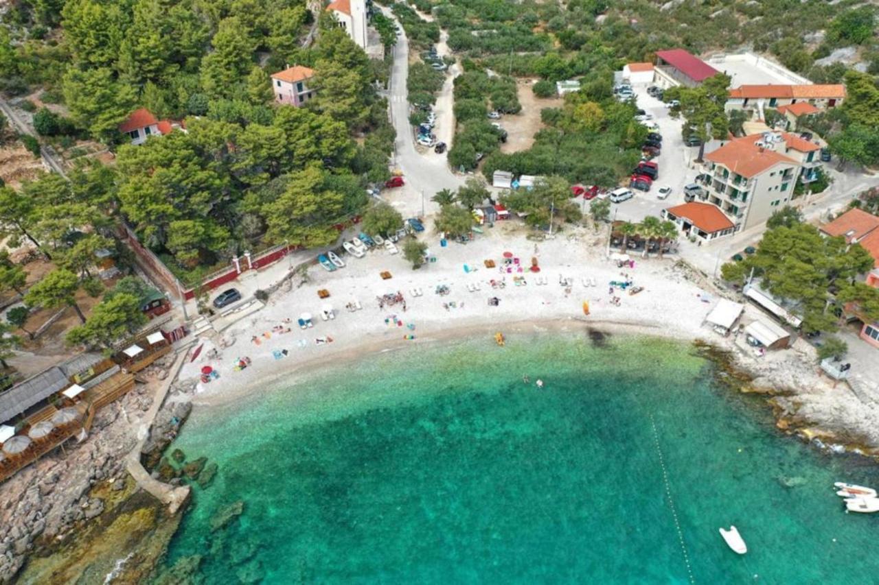 Hotel Fortuna ميلنا المظهر الخارجي الصورة