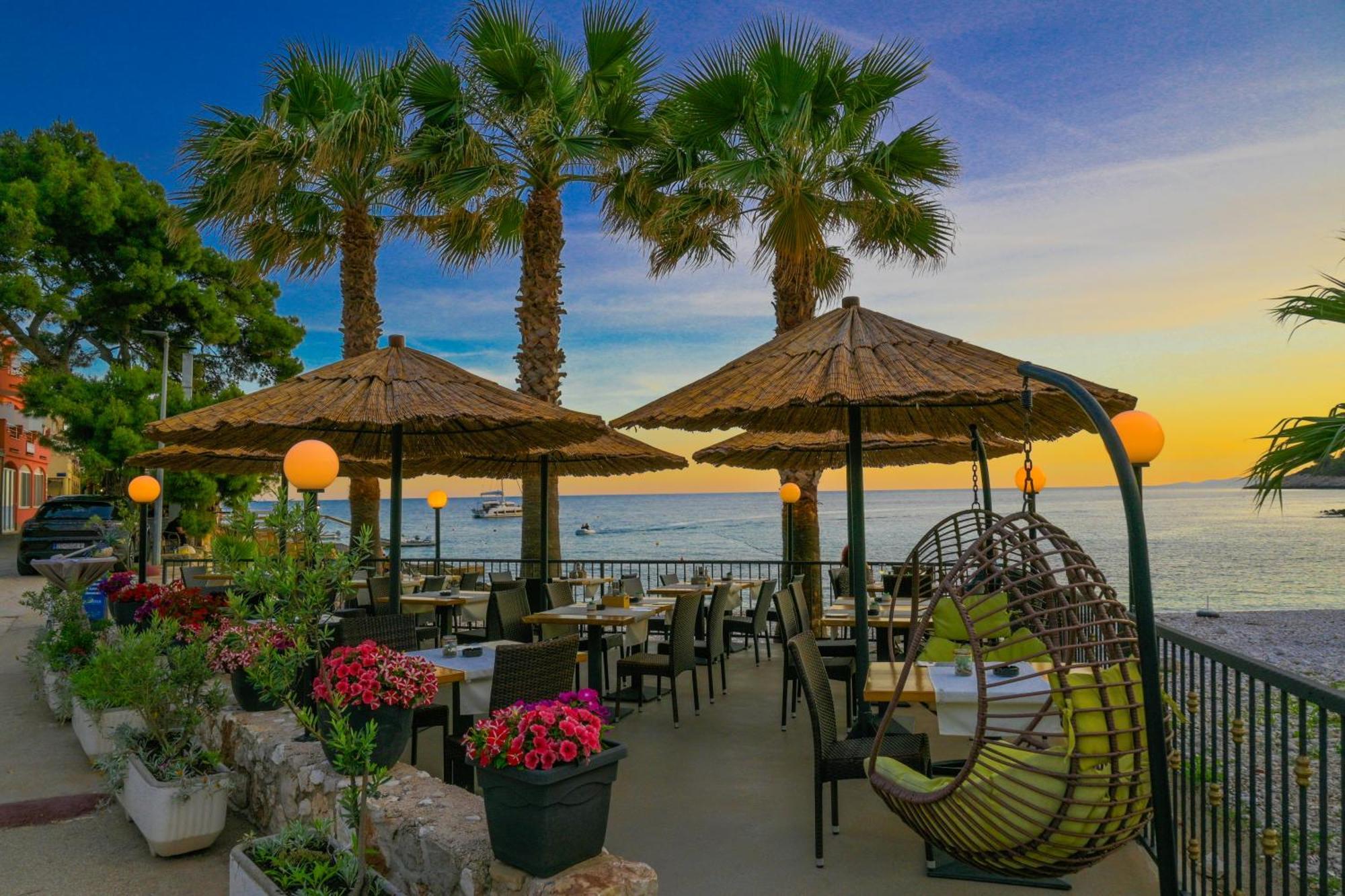 Hotel Fortuna ميلنا المظهر الخارجي الصورة