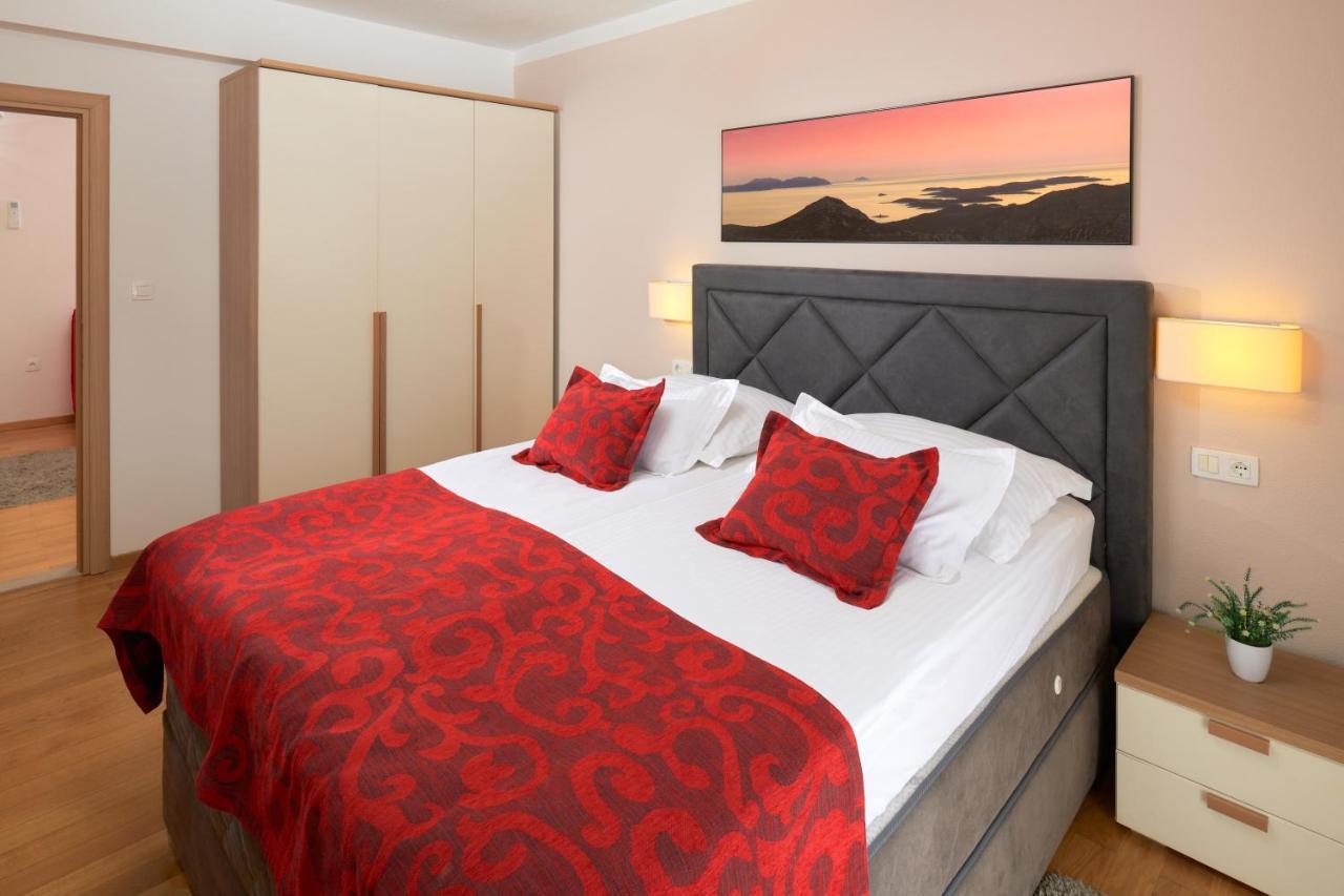Hotel Fortuna ميلنا المظهر الخارجي الصورة