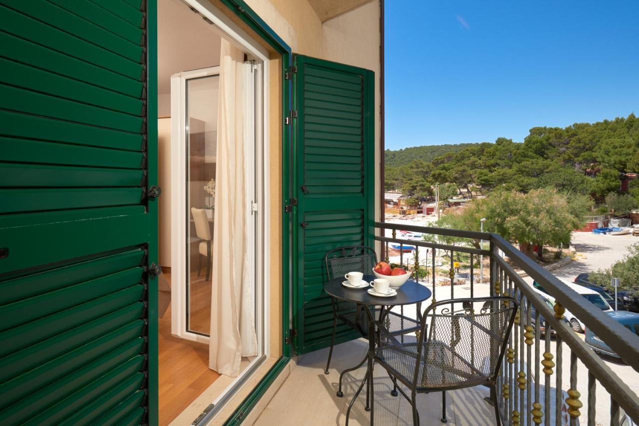 Hotel Fortuna ميلنا المظهر الخارجي الصورة