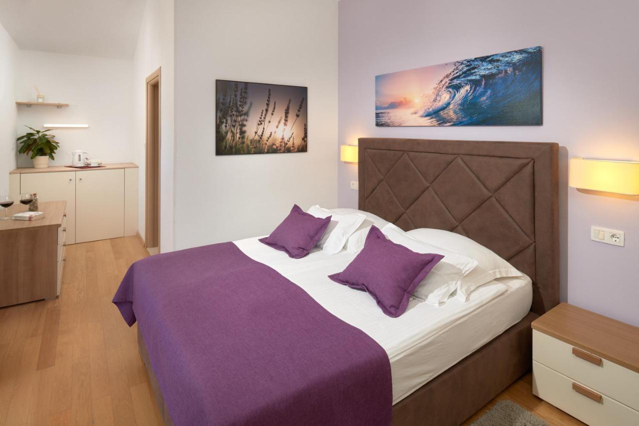 Hotel Fortuna ميلنا المظهر الخارجي الصورة