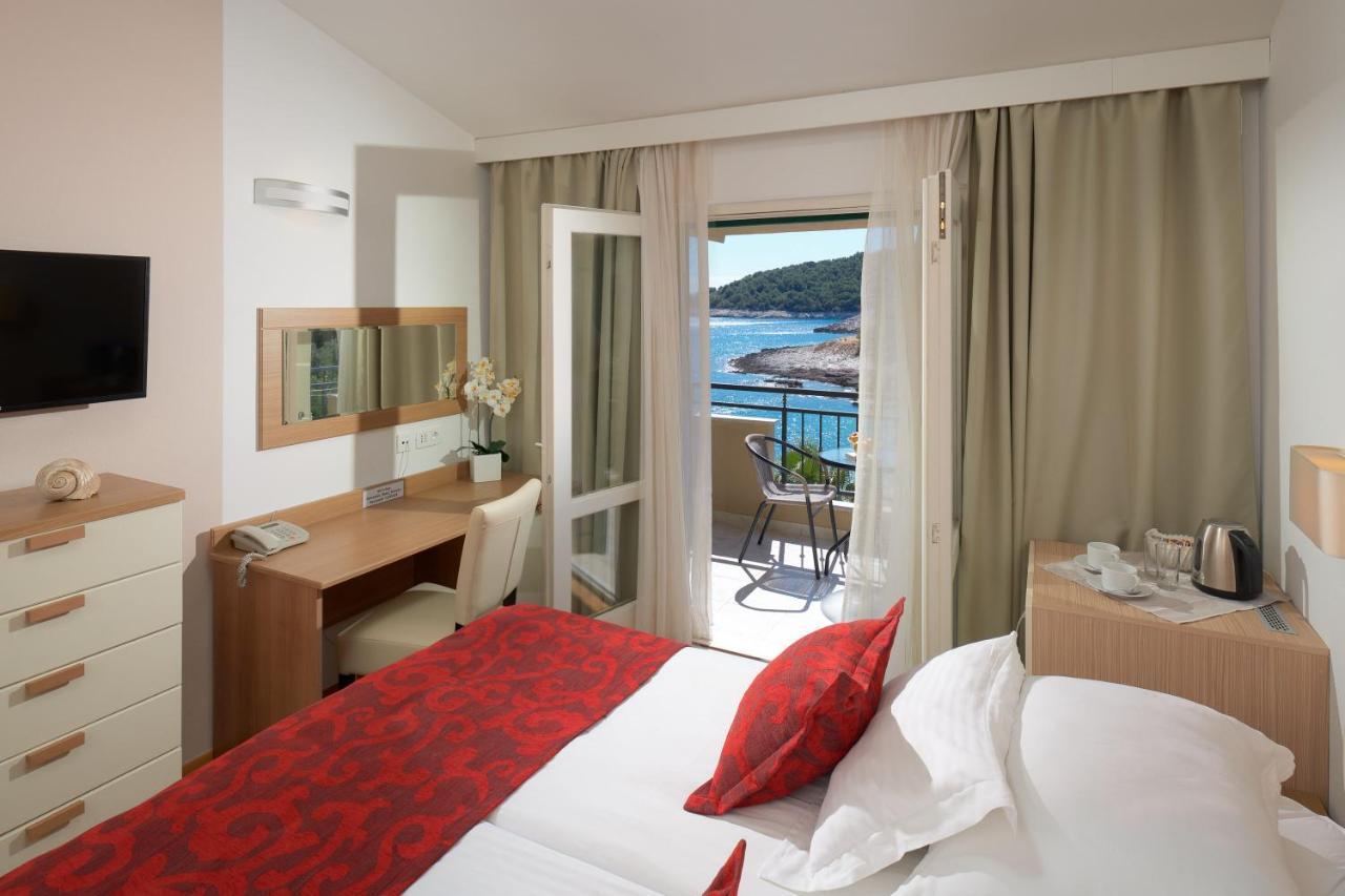 Hotel Fortuna ميلنا المظهر الخارجي الصورة