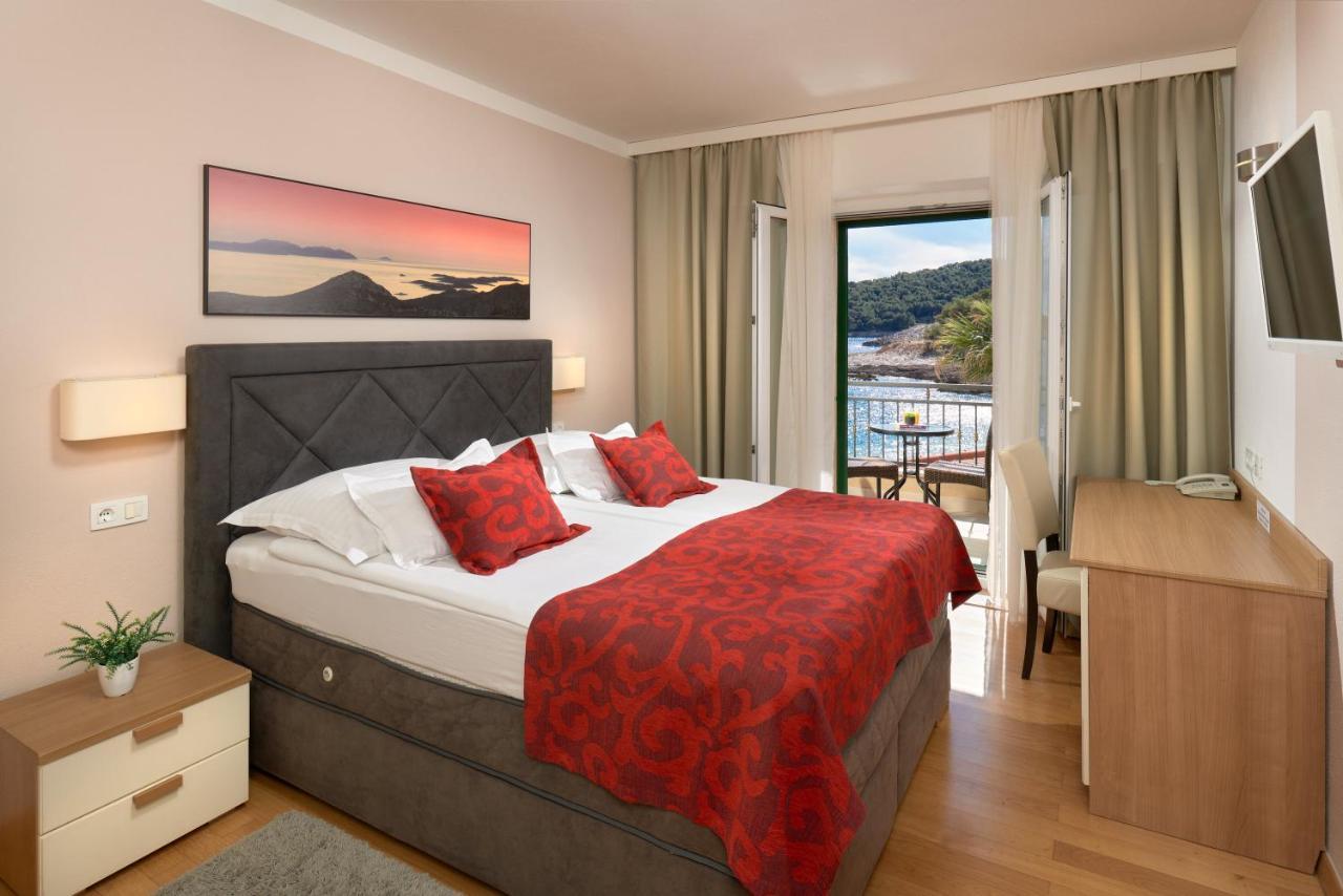 Hotel Fortuna ميلنا المظهر الخارجي الصورة
